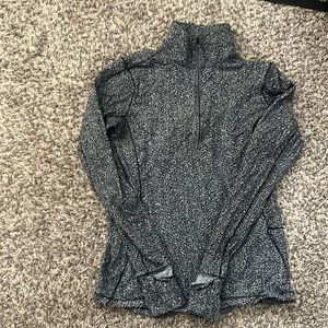 Women’s Lululemon 3/4 zip running Sweater